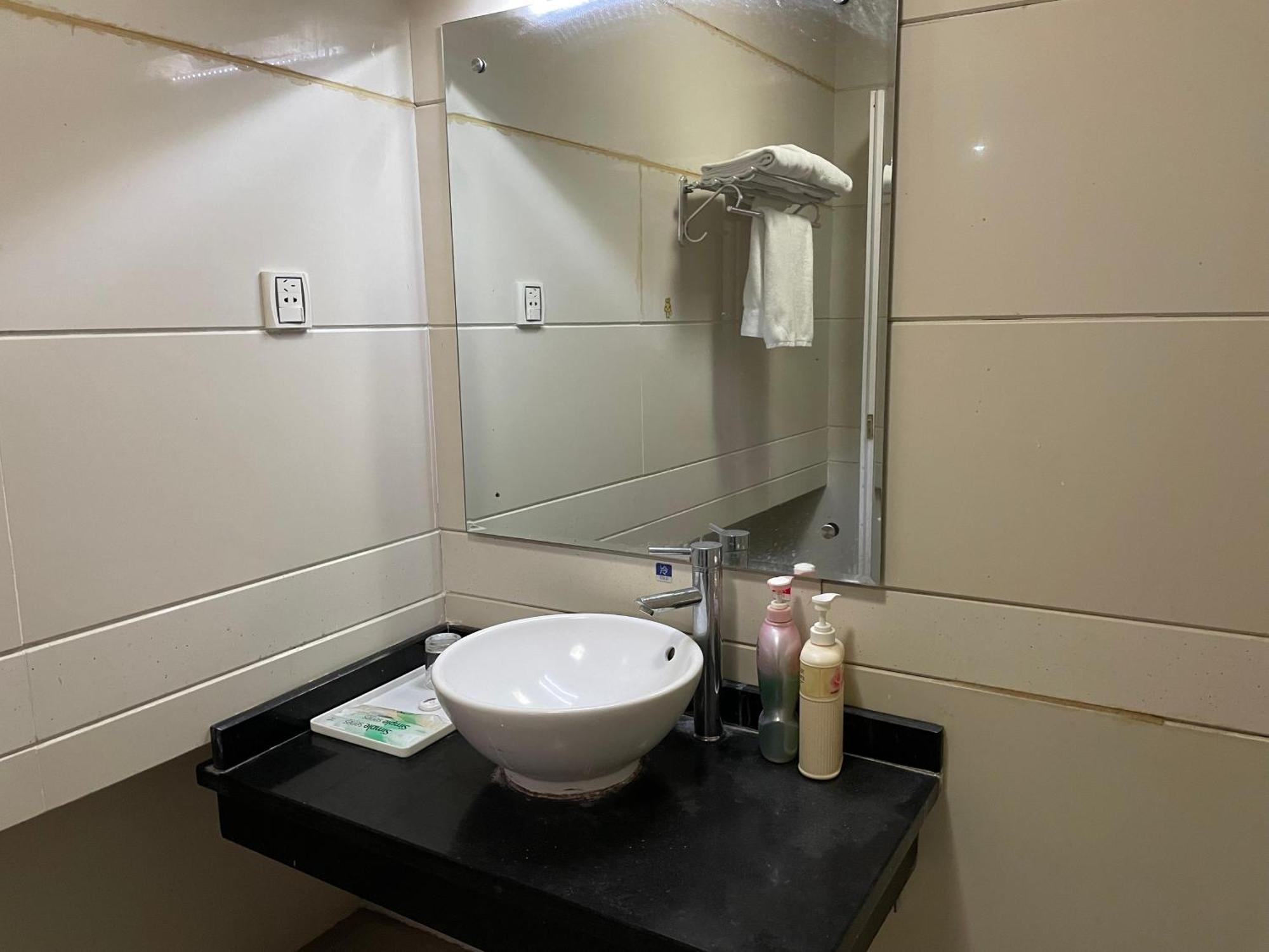Sanya Tropical Coast Hotel Dış mekan fotoğraf
